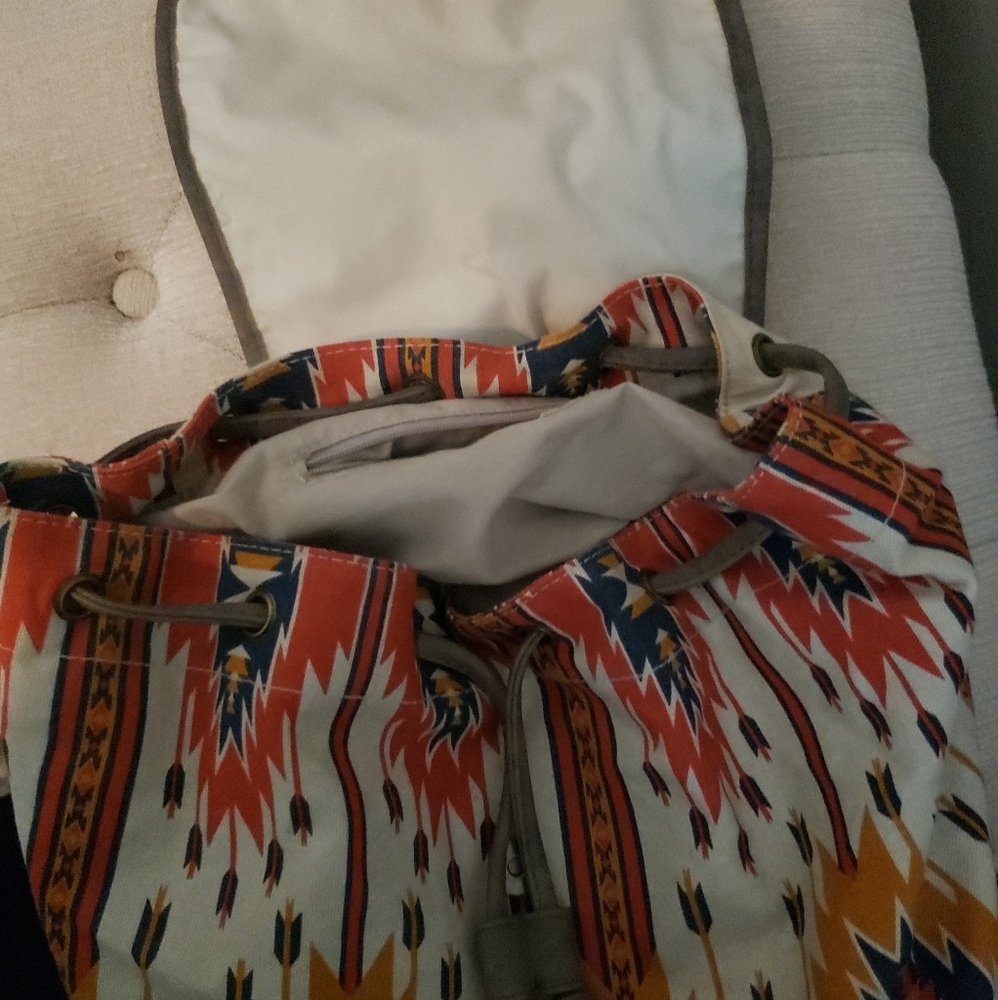 Drawstring Medium Backpack - image 4